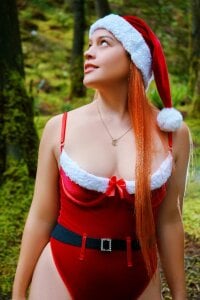 SusiGomez Christmas 🎄 Pic