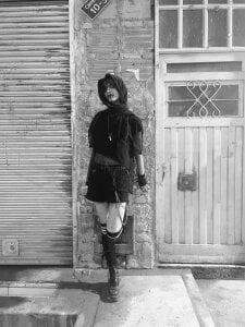 Avril_In_Chains Just Me Pic 2