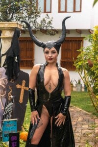 _isaabellaa Halloween Pic 3