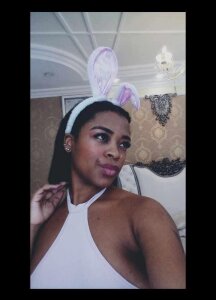 sarahthompson_ 🐇 💋 Pic