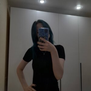 DainaLitsey Very old Pic