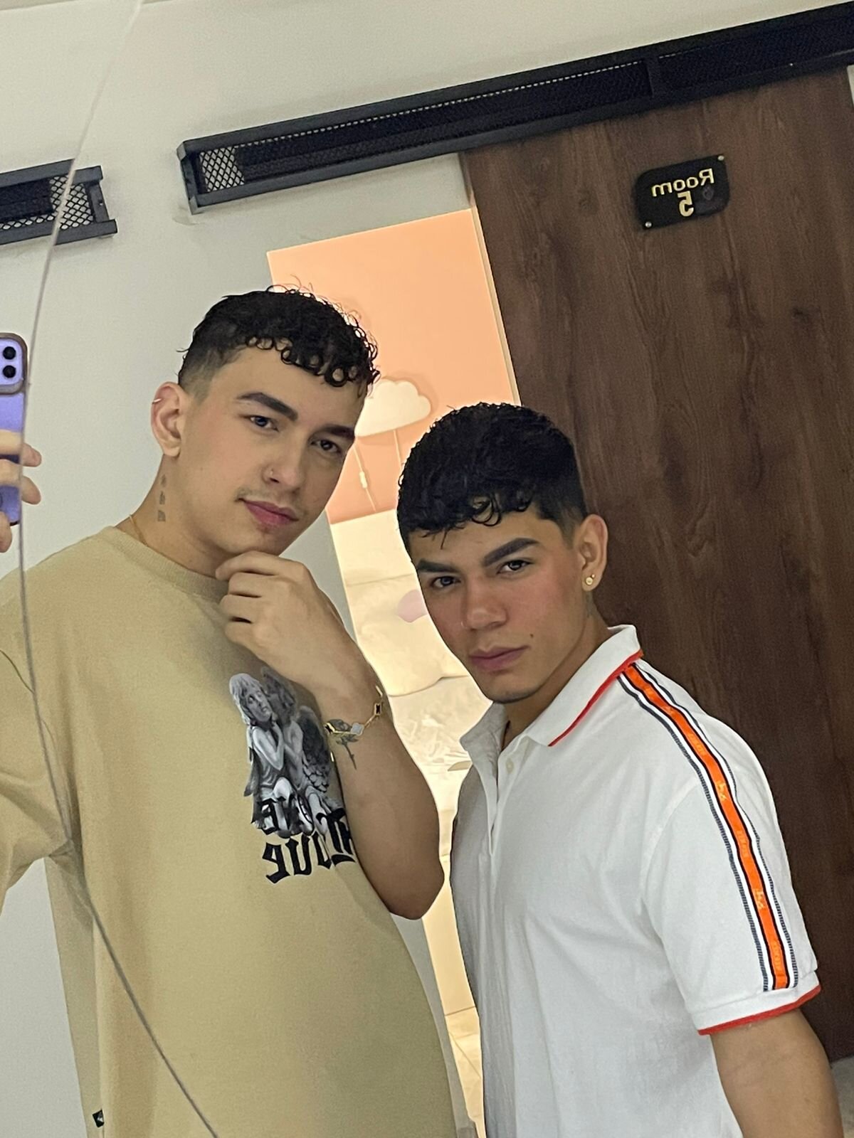 Foto em tendência de Duolistt__ 9715