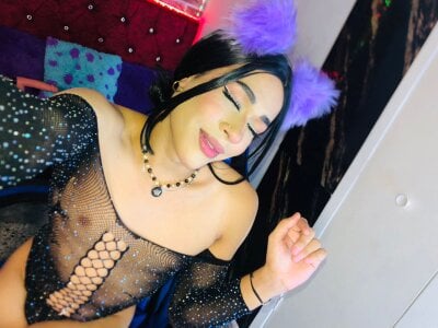 angelitasexxxhot 🖤💜 Black Shadows with a Violet Charm Pic 4