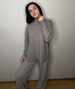 FelicaCarignan Public รูป 