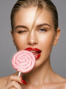 _TiffanyCo_ Beauty is in the eye of the beholder 💋 Pic