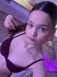 natur_ella Life's Passing By and It's Just Getting Faster Hình 9