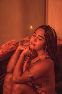 Little_Angelica18 a goddess 👑 Pic