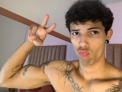 Enzo_Hunter new about me Pic 2