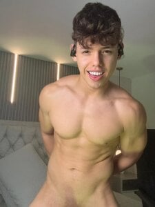 jhoumod_21_ My muscular body💪🏻🔥 Pic 2