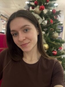 MinaMancilla look at my eyes Pic