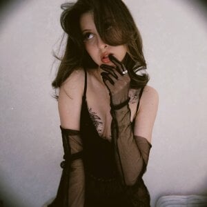 LouiseChavez quiet moments, loud heart 🤍 صورة واحدة|LouiseChavez quiet moments, loud heart 🤍 صورتان|LouiseChavez quiet moments, loud heart 🤍  5 صور|LouiseChavez quiet moments, loud heart 🤍  5 صورة