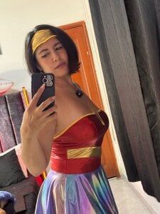 Anastasia_evans444 mujer maravilla sexy Gambar 2