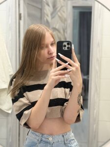 LynneHaviland Catch my gaze if you can Pic 2