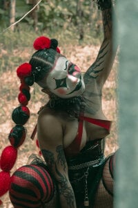 irregular_fetish_HORROR CIRCUS: You won't know whether to laugh or cry when the clown enters your dreams.照片