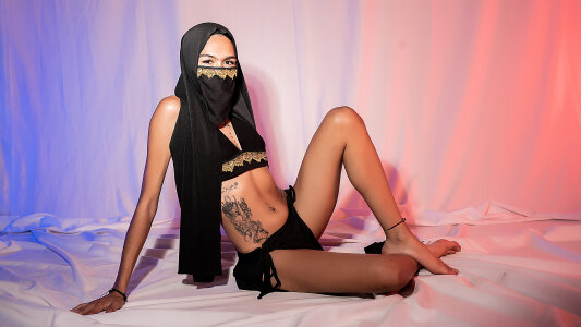 Nahid_Petitee Public зображення 4