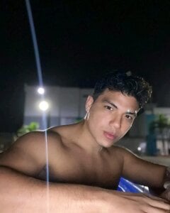 Uriel_Ray_ Public Foto 2