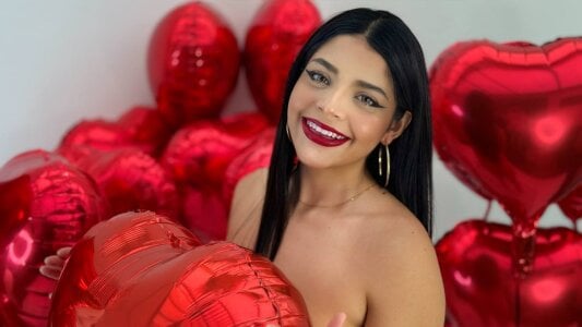 ArieliciousXXX kullanıcısının Love Me albümü -  fotoğraf