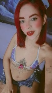 demon_stil_coupleのMelani WOWの 8枚の写真