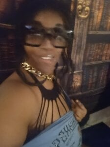 Lips around de VenezuelaLuxeNoir  6 photos