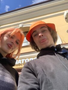 HoneyAndBee2 Public Pic