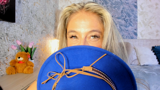 Liannaa_ Your blonde cute รูป  3