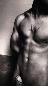 YoursRikky4U Public Pic 4