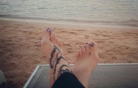 Virginass2000 My royal feet Pic