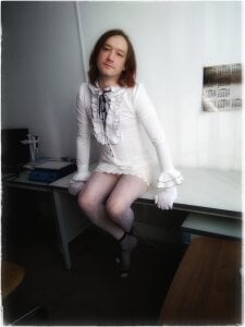 Bunny-without-panties Public Pic 9