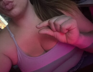 xXGoddessPhattyXx CHEEKY TEASE 😛 Pic