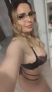 sofie_bloom Public Pic 2