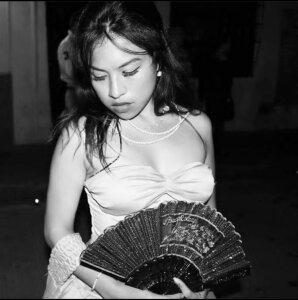 nicolet666lee Sexy in black Pic 4