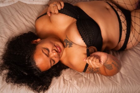 MarilynCole Public Pic 4