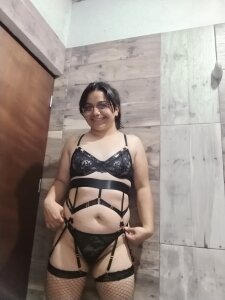 Jenni002_-の🤤🥵の枚の写真