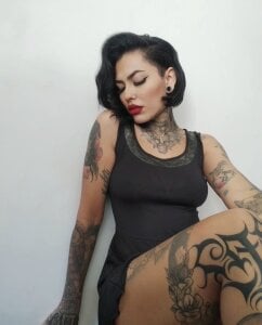 AbrilFacchini Know me✨ Foto