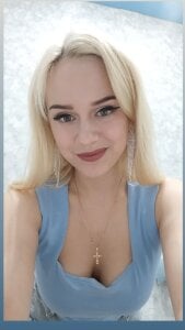 Barbie___girlのWrite to me, I'm sure we can create unique chemistry between us.の 2枚の写真