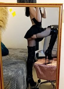 CamiCute_ A little hot photos 😏 Pic 5