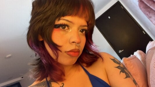 Cute face 😇 de Natasha_otson  5 Imagens