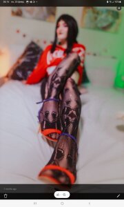 sexxx-queen perfect beautiful legs Pic 5