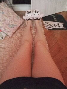 My beautiful legs and thighs 💜 od lovely_nekochan  3 snímek