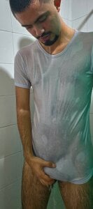 ETHAN_ADAM adam shower Pic