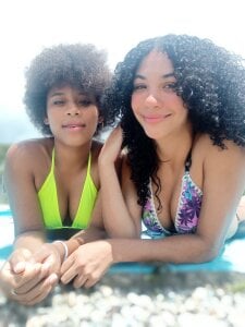CurlyBitch Public Photo 2