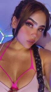 Chloemercury Introducing myself 😍 Immagine  6