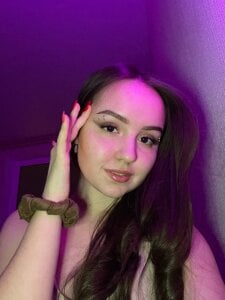 LisaSmiths Perfect eyes Pic 6