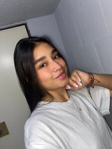 I_Samanthaa Public Hình 2