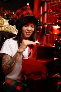 LizzMartin Merry Christmas 2025 Poză 3