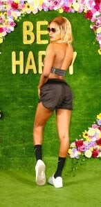 CutteDarkChoc Public Pic 4