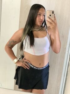 polylove18 Public Pic