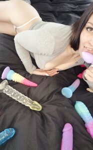 Toys, toys, toys... de disobedientdolly  3 photos