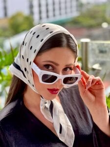 BeccaBaxter Glam girl. Gambar 3