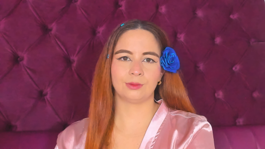 RossMildrey Wet petals, long glances Pic 2